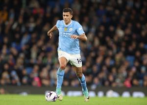 阿斯谈罗德里:皇马会在最后时刻报价,还是等明年再行动?