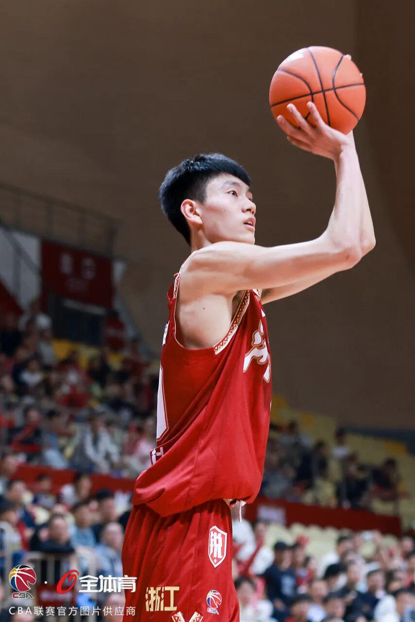 体育赛事直播-官宣|2025-2026赛季CBA联赛浙江稠州金租男篮国内球员注册名单!