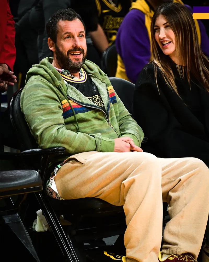 体育赛事直播-众星云集!湖人社媒晒上赛季众名流观看比赛时的个人装束