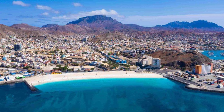 kaiyun登录入口-非洲小国54万人口,世界杯梦想近在咫尺