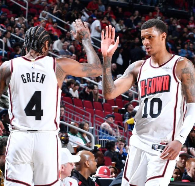 1742274142676000556.jpg kaiyun网页版-三人被罚下 最多落后25分!火箭神奇逆转坚守西二