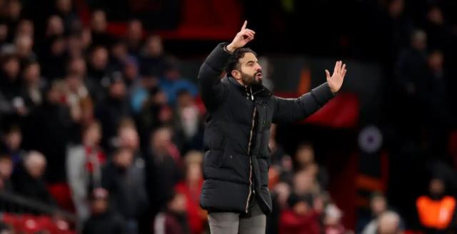 kaiyun网页版-【复盘】曼联惊险绝杀 欧战模式的阿莫林又硬又幸运