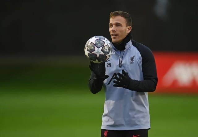 1683588514714024811.jpg 实时比分查询-【早报】球王限定!梅西再获劳伦斯奖成足坛首人!