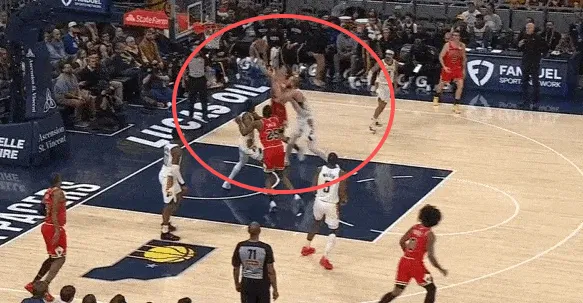 本季大幅进步&amp;amp;爆砍41分生涯之夜！解析布泽利斯进攻表现