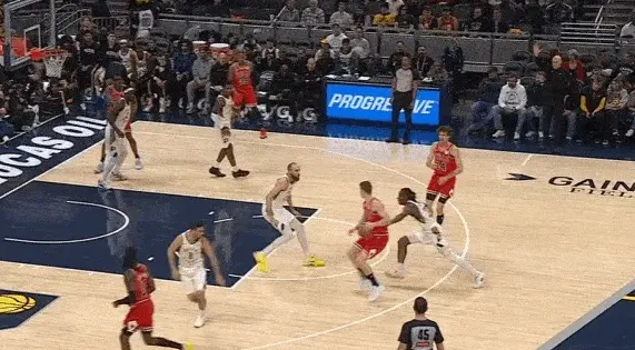 本季大幅进步&amp;amp;爆砍41分生涯之夜！解析布泽利斯进攻表现