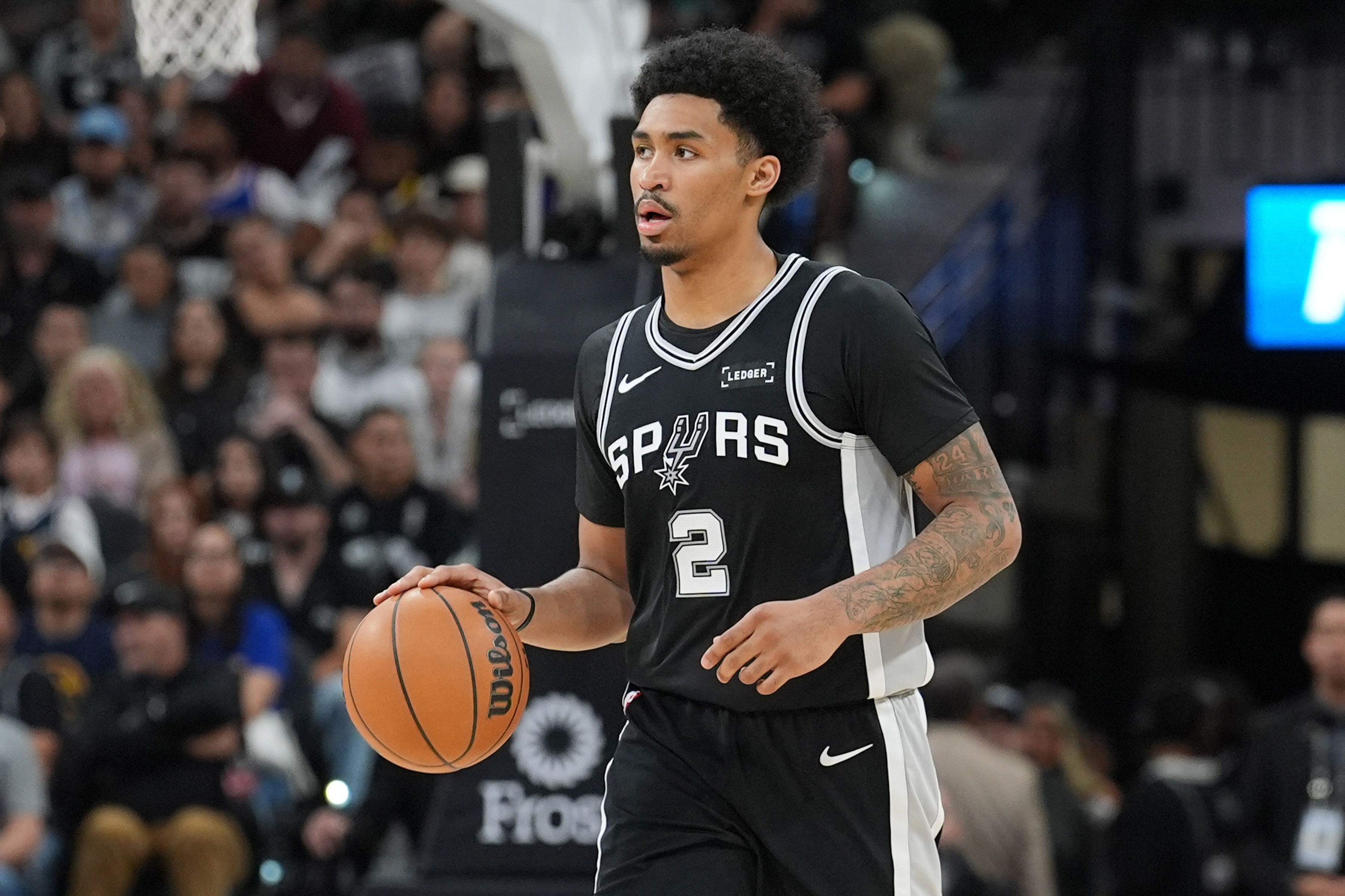 足球直播平台-米奇：哈珀目前的状态为每日观察 他右腿肌肉挫伤&amp;没有长期隐患