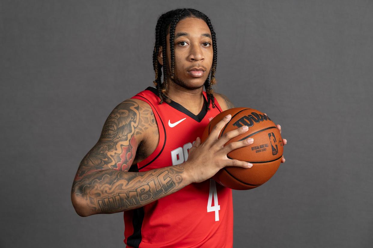 开云登录入口-合砍21+13+7！火箭边缘控卫2人崛起，撑起2阵，难怪斯通不签新人